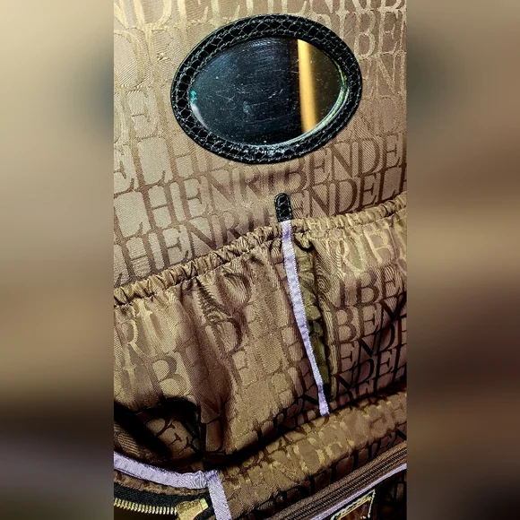 Henri bendel disturbed hatbox wheelie with hb heart keychain purse charm - Picture 10 of 12